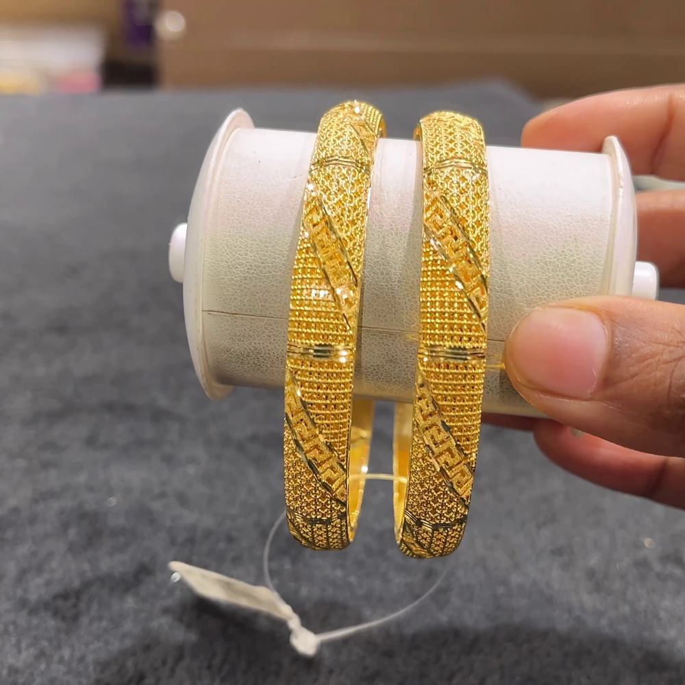 CHANDANA Brothers 28.9gms BANGLES 22K Yellow Gold