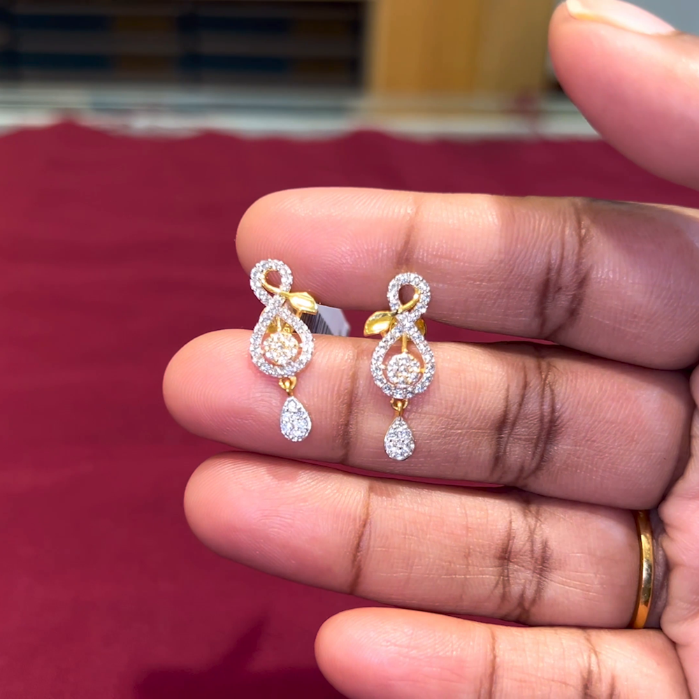 Anu Jewellers 2.62gms EARRINGS 22K Yellow Gold