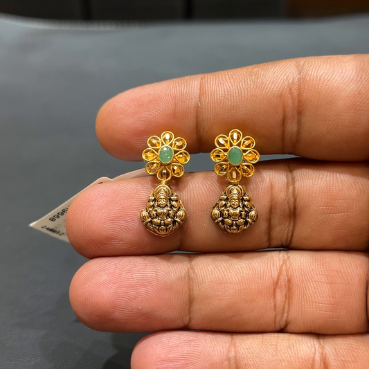 SOUTH INDIA 3.915gms EARRINGS 22K Yellow Gold