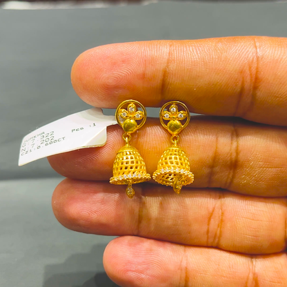 SOUTH INDIA 7.202gms EARRINGS 22K Yellow Gold