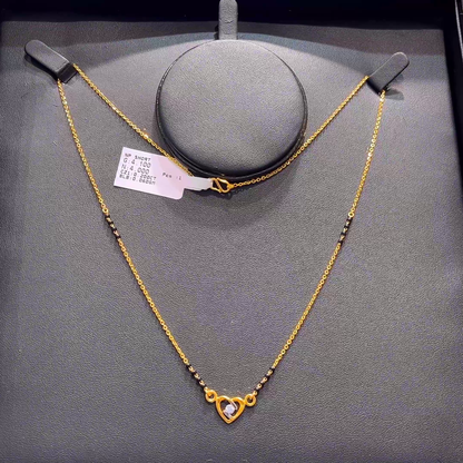 SOUTH INDIA 4gms SHORT BLACK BEADS 22K Yellow Gold