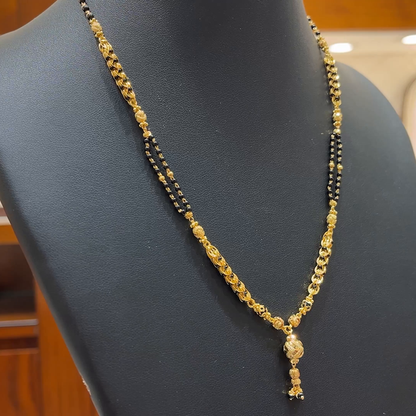 Chennai Shopping Mall 13.29gms SHORT BLACK BEADS 22K Yellow Gold