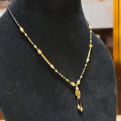 MUKUNDA JEWELLERS 7.36gms SHORT BLACK BEADS 22K Yellow Gold