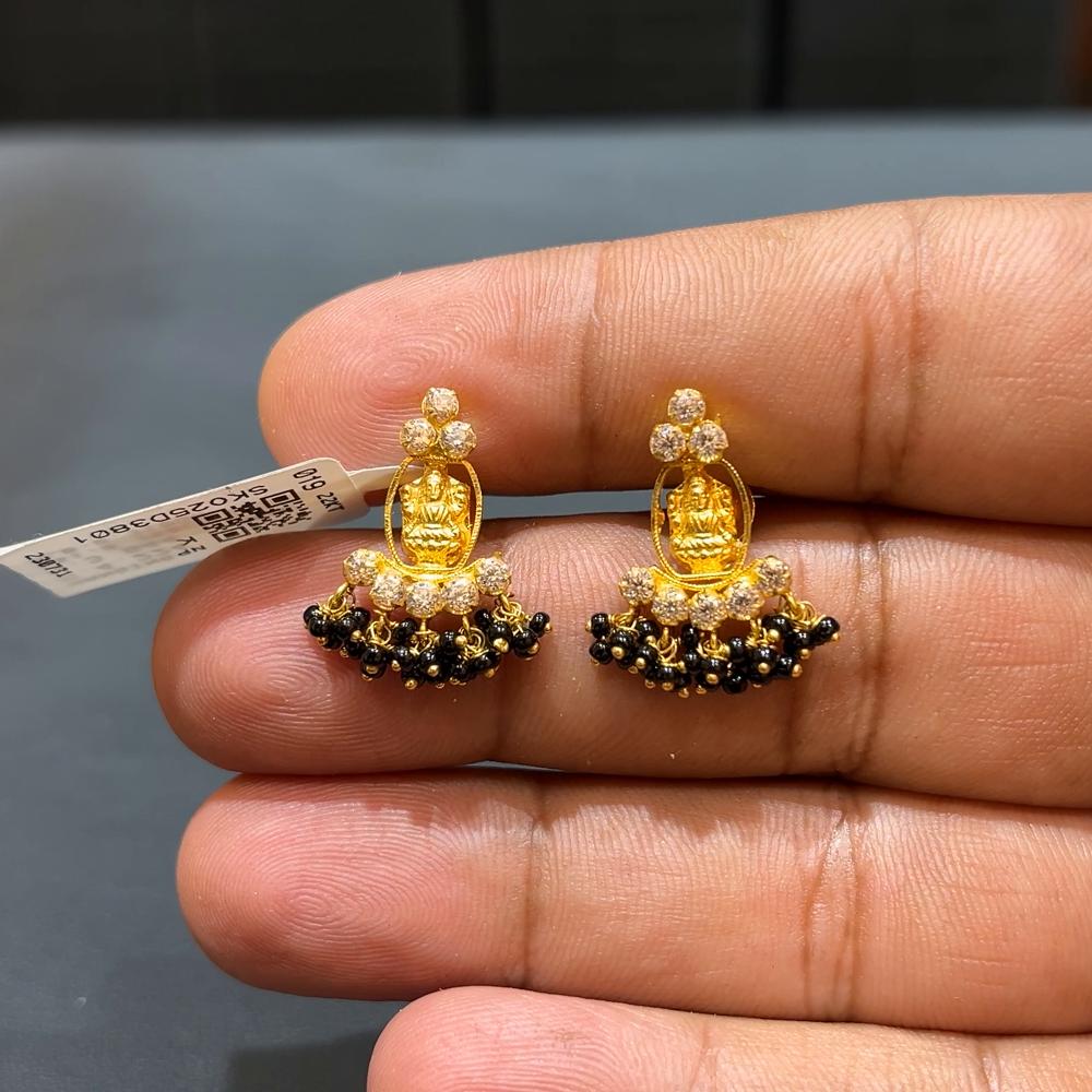 SOUTH INDIA 3.844gms EARRINGS 22K Yellow Gold