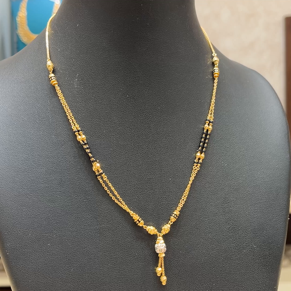 Chennai Shopping Mall 9.695gms SHORT BLACK BEADS 22K Yellow Gold