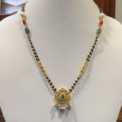 SRI RAM 11.574gms SHORT BLACK BEADS 22K Nakshi