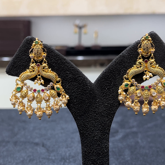 MUKUNDA JEWELLERS 13.15gms EARRINGS 22K Yellow Gold