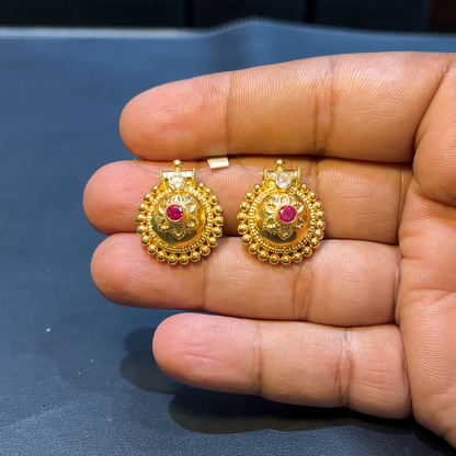 SOUTH INDIA 3.248gms Pendent 22K Yellow Gold