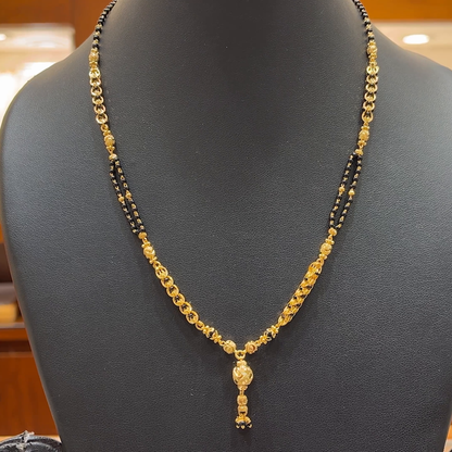 Chennai Shopping Mall 13.29gms SHORT BLACK BEADS 22K Yellow Gold