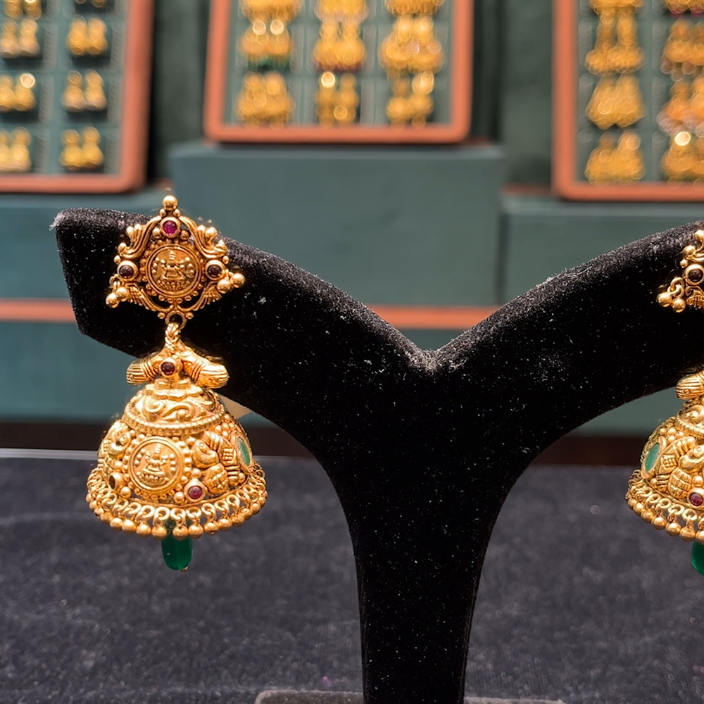 CMR 23.965gms EARRINGS 22K Nakshi