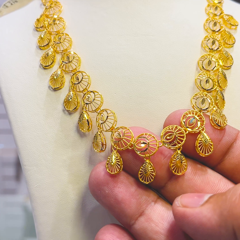 SOUTH INDIA 15.47gms NECKLACE 22K Yellow Gold