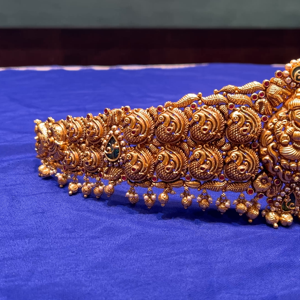 CMR 113.2gms VADDANAM 22K Nakshi