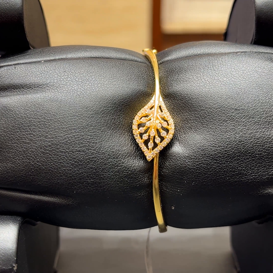 Chennai Shopping Mall 10.82gms Bracelets 22K Yellow Gold