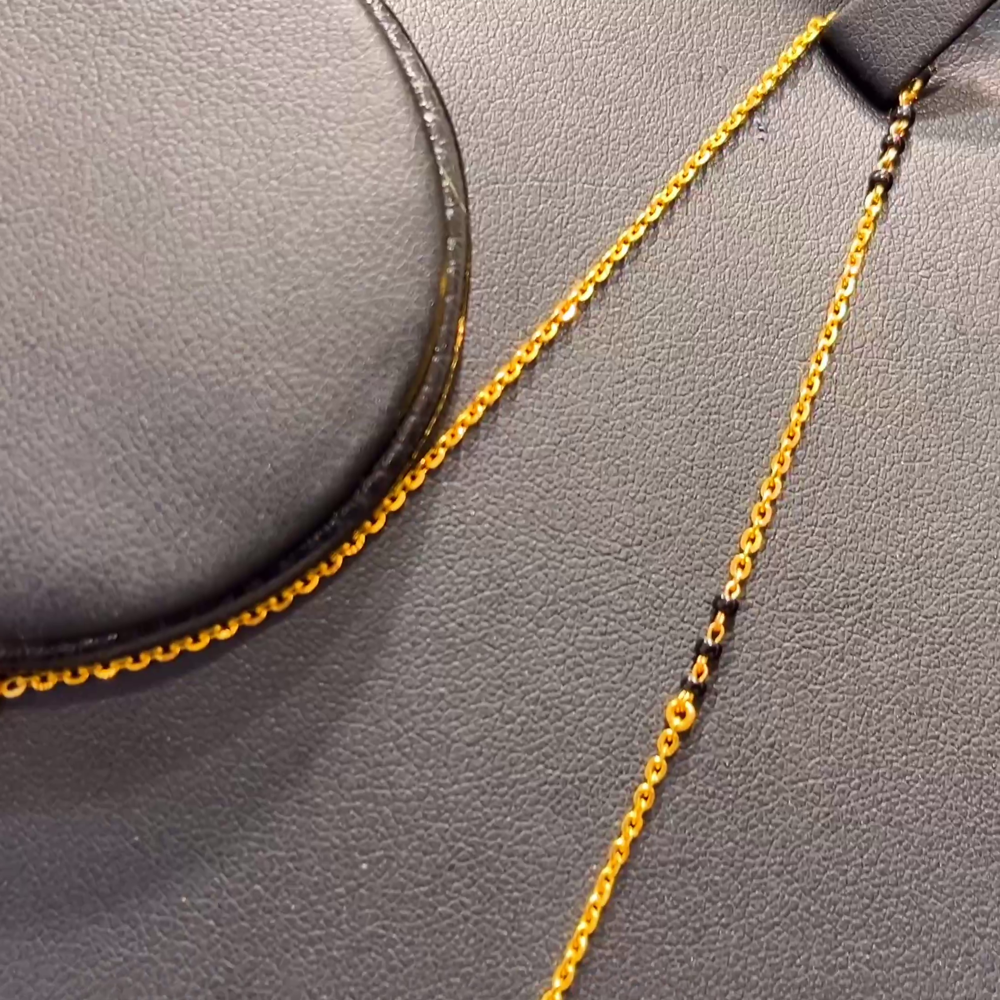 SOUTH INDIA 5.885gms SHORT BLACK BEADS 22K Yellow Gold