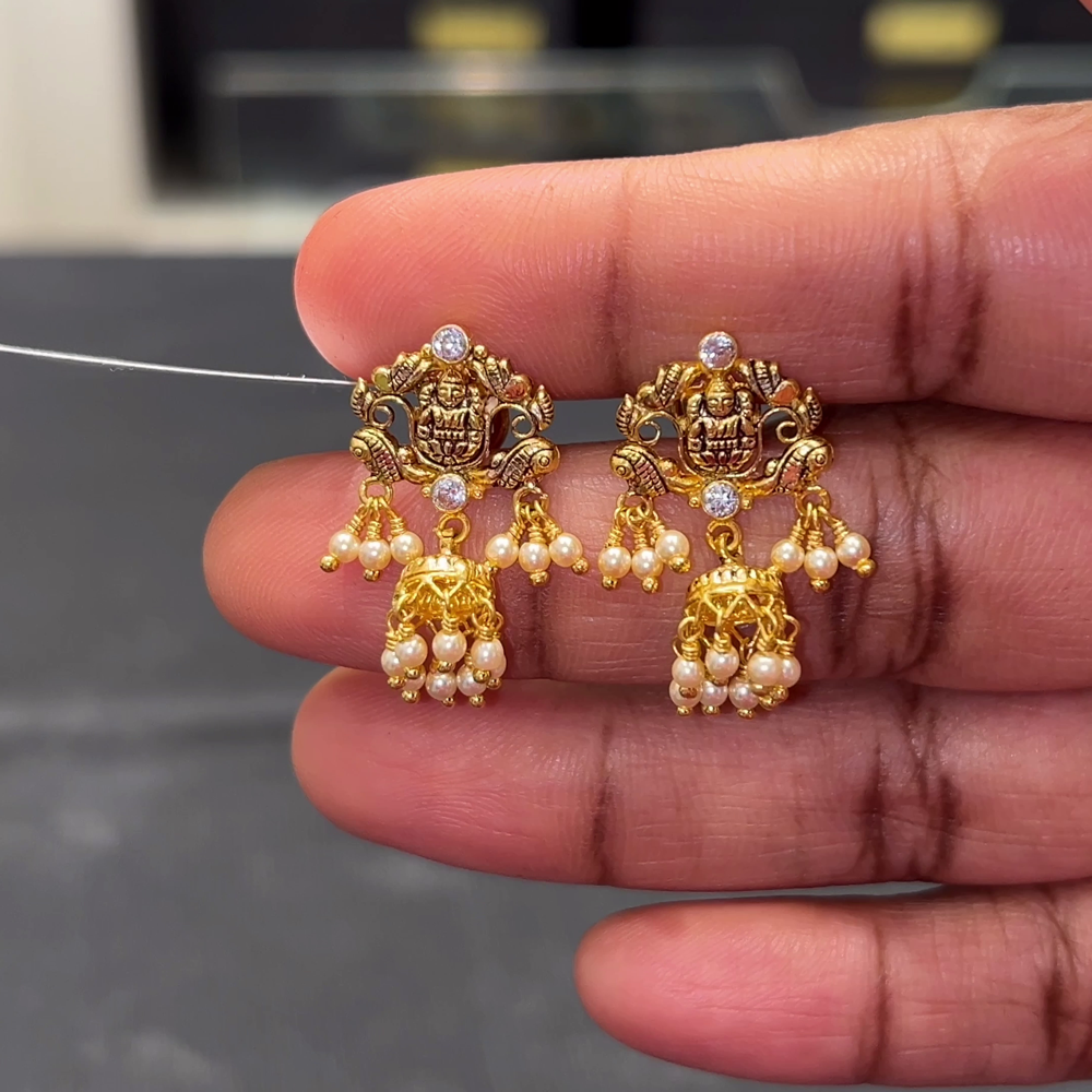 [make to order] 3.68gms EARRINGS 22K