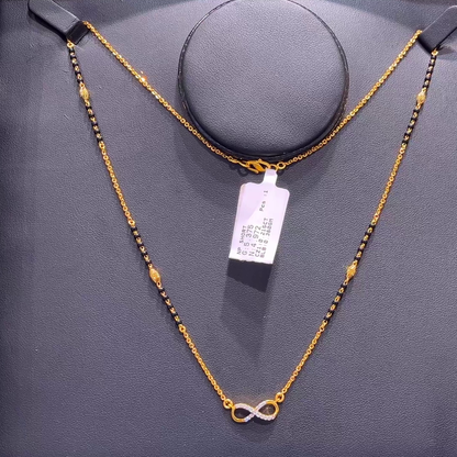 SOUTH INDIA 4.972gms SHORT BLACK BEADS 22K Yellow Gold