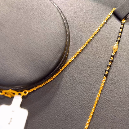 SOUTH INDIA 4.972gms SHORT BLACK BEADS 22K Yellow Gold