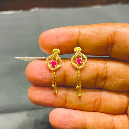 SOUTH INDIA 3.87gms EARRINGS 22K Yellow Gold