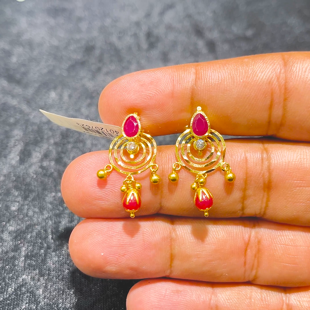 CMR 3.668gms EARRINGS 22K Yellow Gold