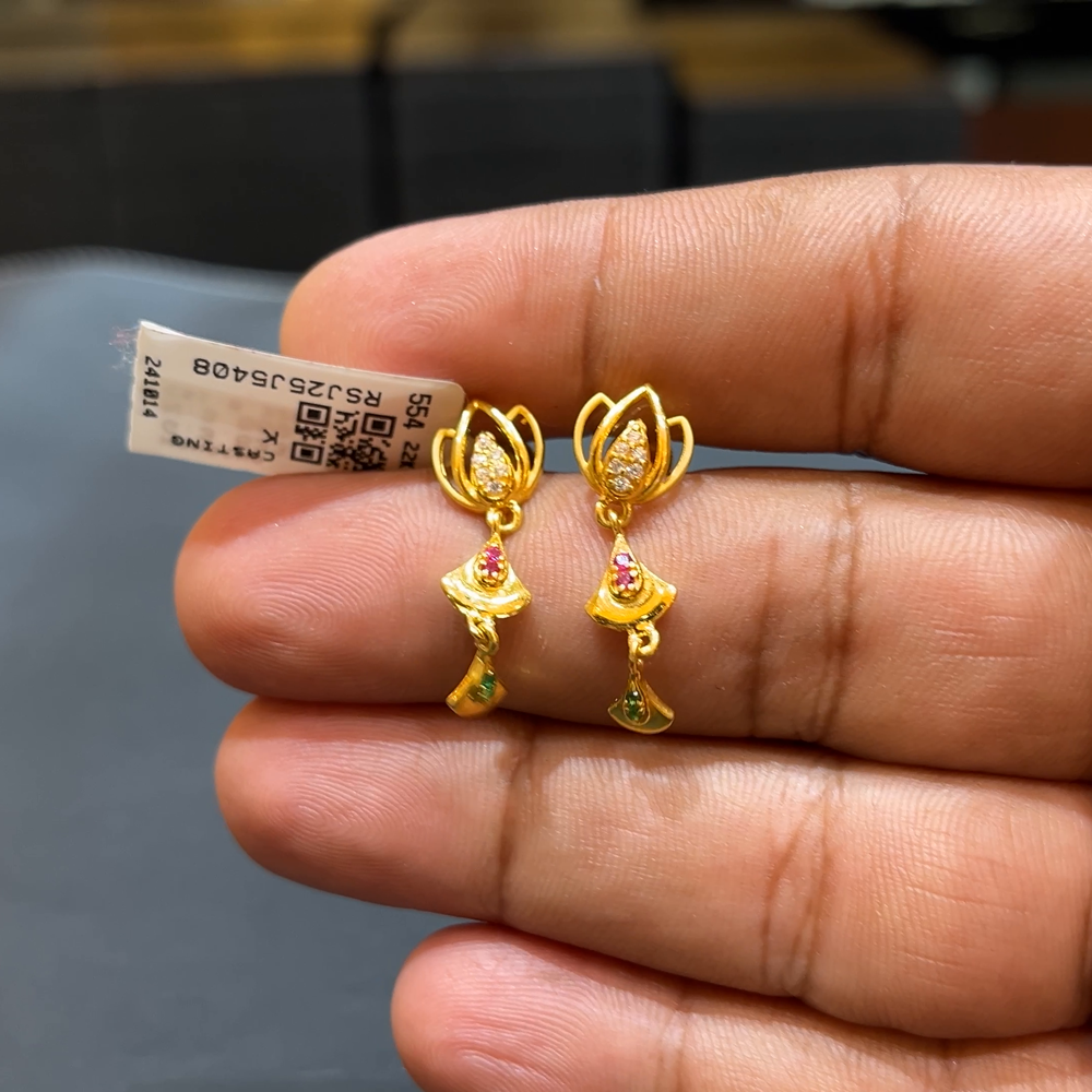 SOUTH INDIA 2.569gms EARRINGS 22K Yellow Gold