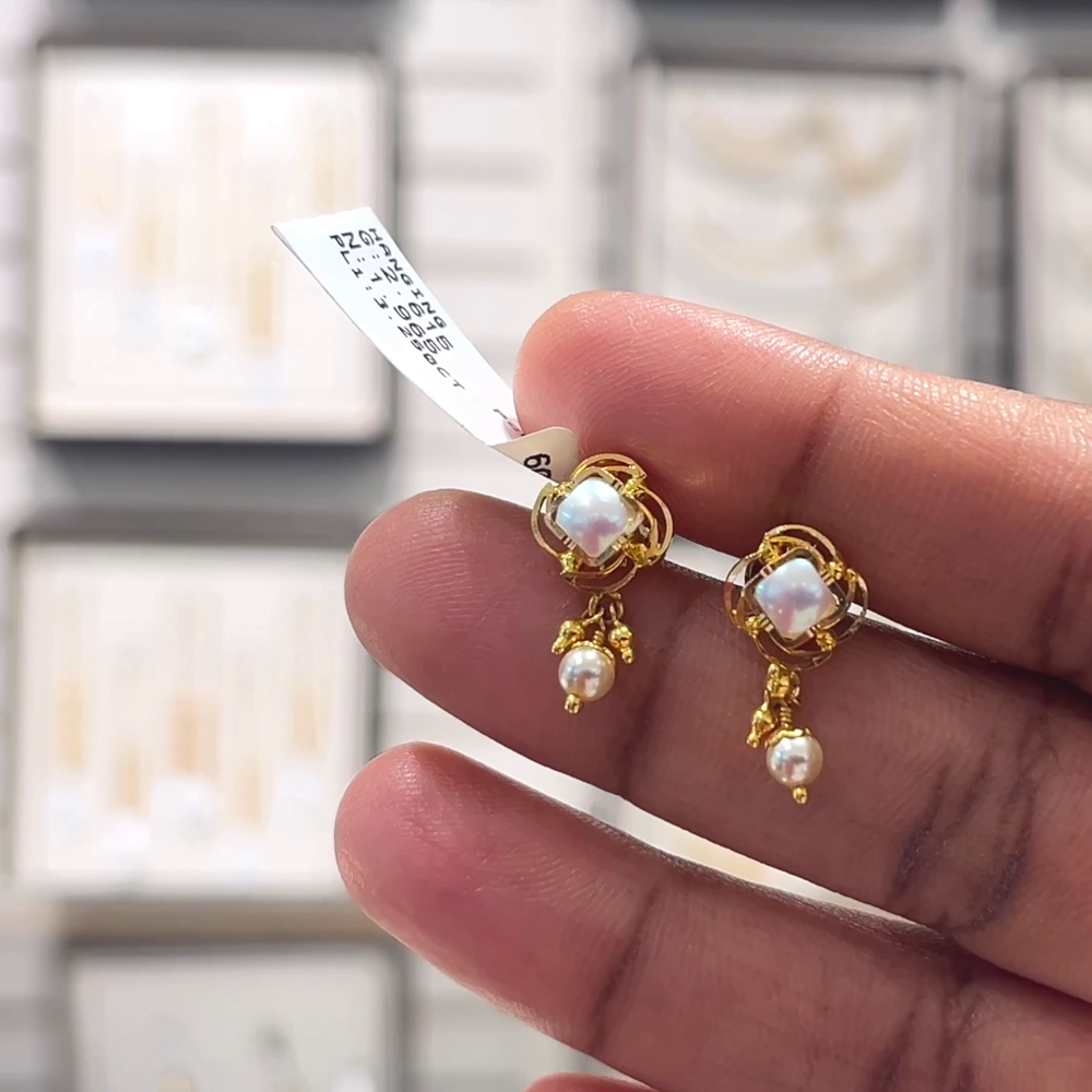 [make to order] 1.965gms EARRINGS 22K