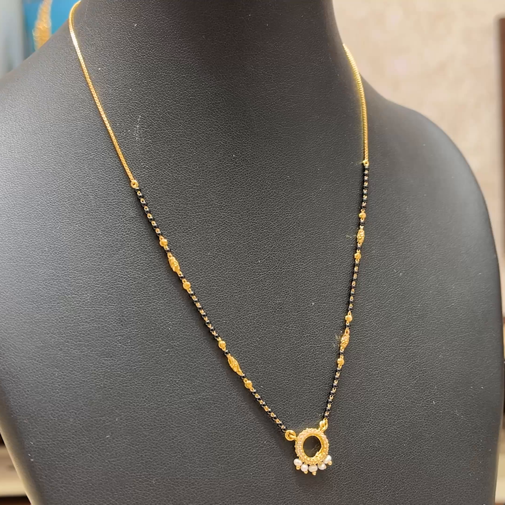 Chennai Shopping Mall 5.275gms SHORT BLACK BEADS 22K Yellow Gold