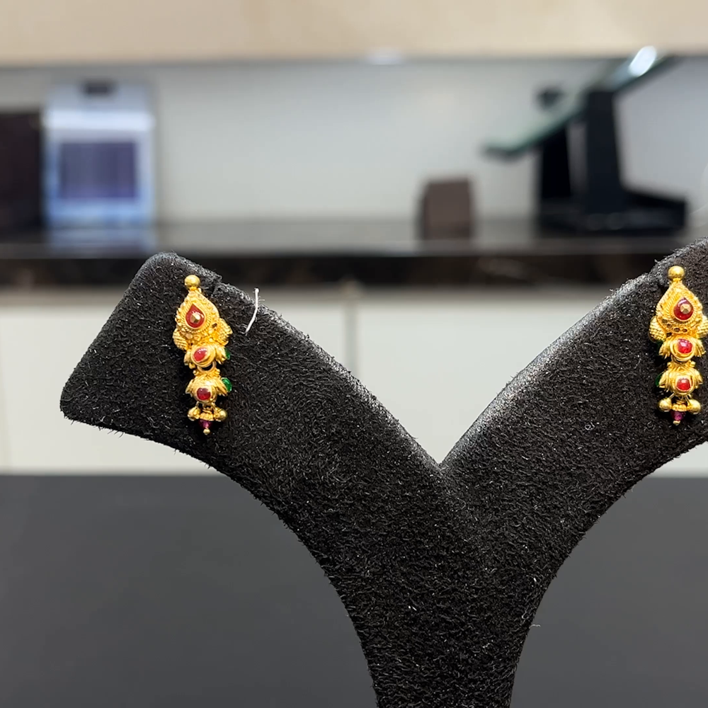 MUKUNDA JEWELLERS 4.9gms EARRINGS 22K Yellow Gold