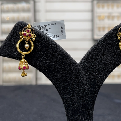 SOUTH INDIA 4.363gms EARRINGS 22K Yellow Gold