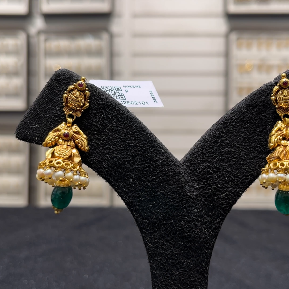 SOUTH INDIA 8.58gms EARRINGS 22K Yellow Gold