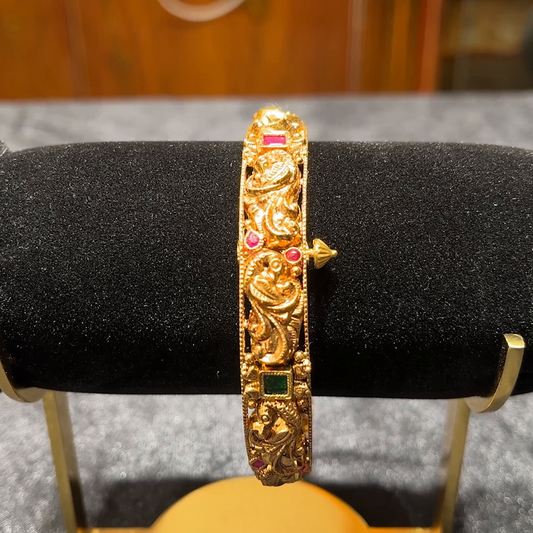 MUKUNDA JEWELLERS 22.72gms BANGLES 22K Yellow Gold