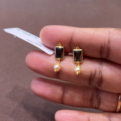 [make to order] 1.886gms EARRINGS 22K