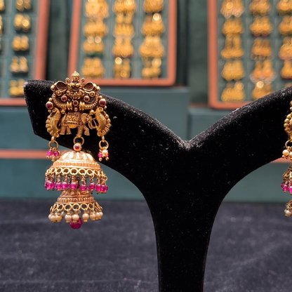 CMR 23.732gms EARRINGS 22K Nakshi