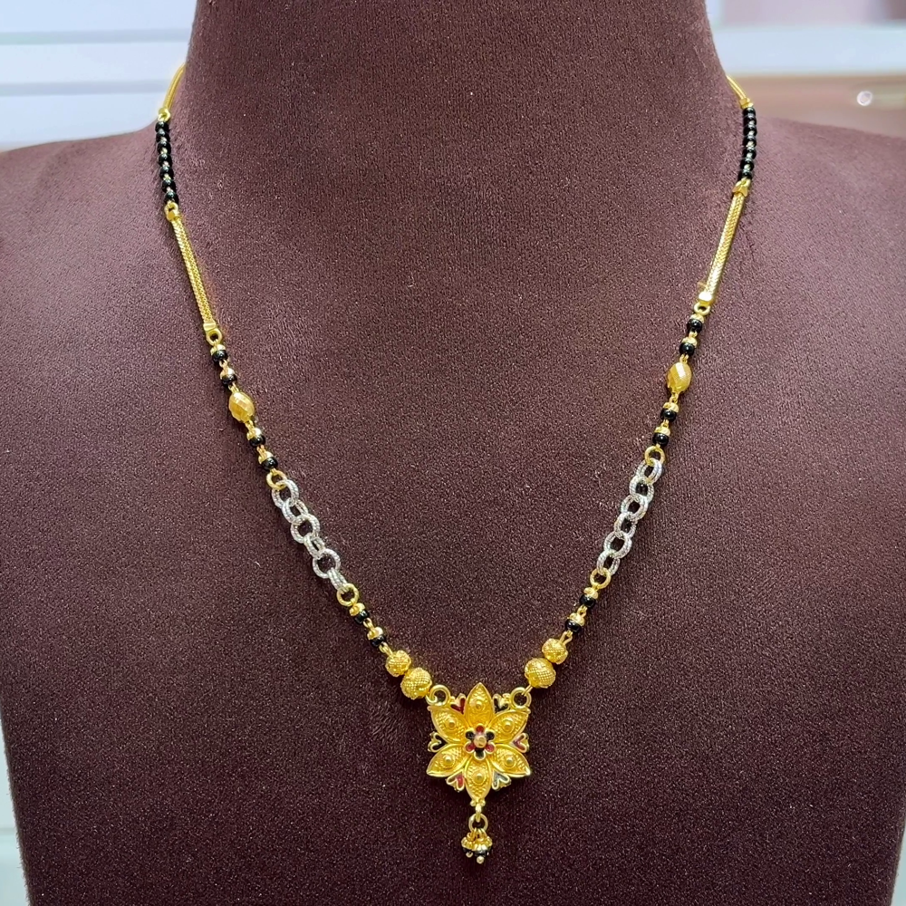 SwarnaKanchi 12.223gms SHORT BLACK BEADS 22K Yellow Gold