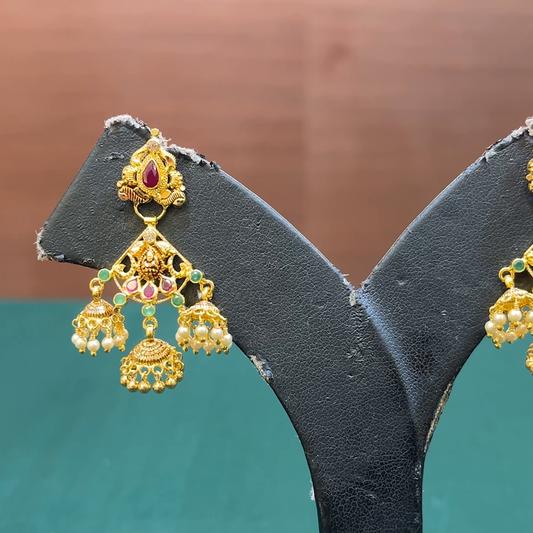 CMR 8.963gms EARRINGS 22K Yellow Gold