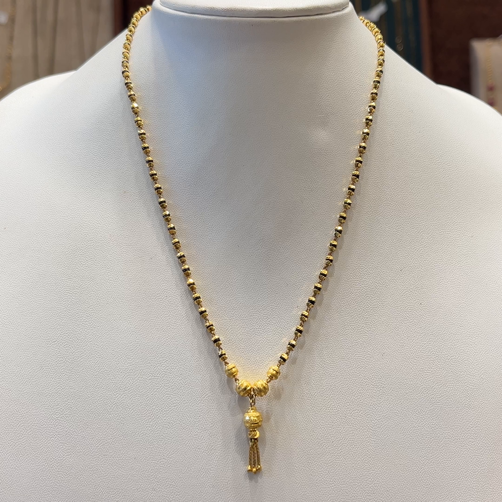 CMR 10.328gms SHORT BLACK BEADS 22K Nakshi