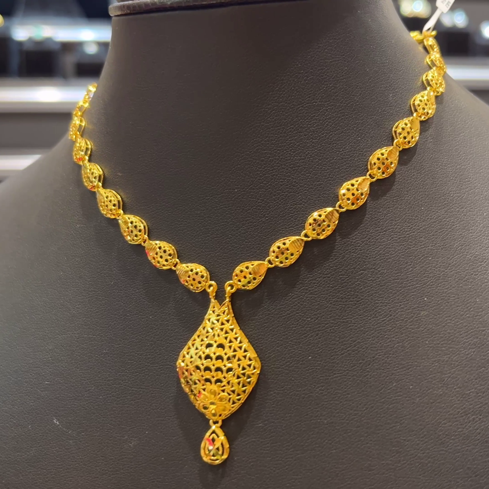 RS BROTHERS 9.498gms NECKLACE 22K Yellow Gold