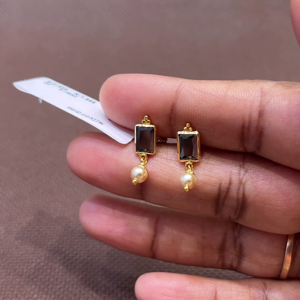 [make to order] 1.886gms EARRINGS 22K