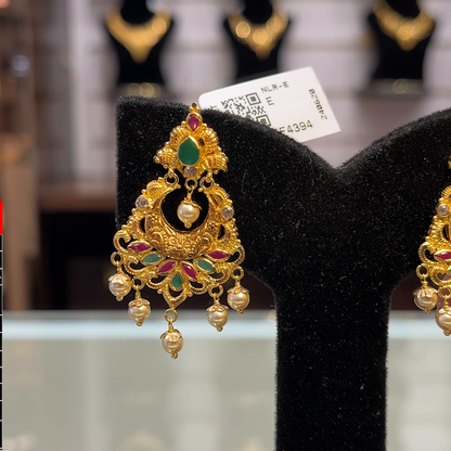 SOUTH INDIA 6.862gms EARRINGS 22K Yellow Gold