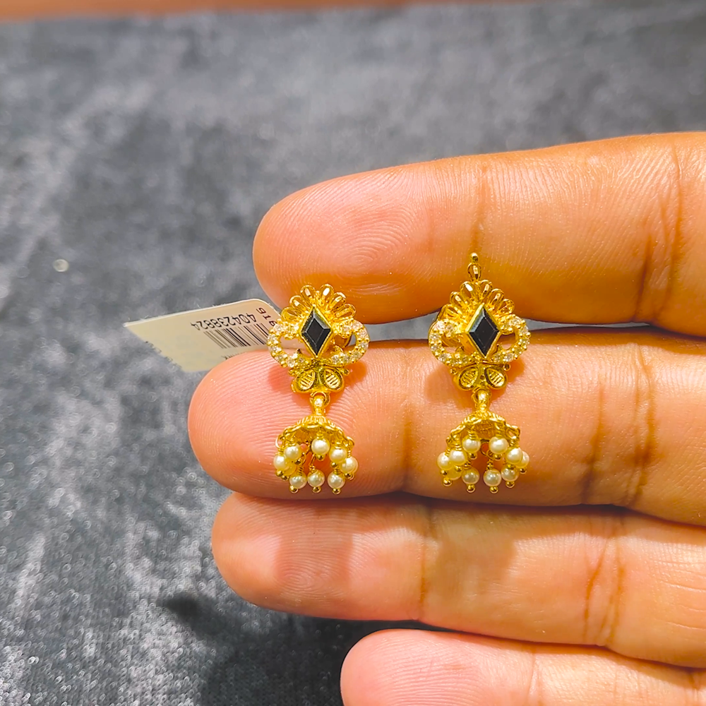 Stone Gram Gold Studs Gorgeously Detailed And Studded 22KT Gold