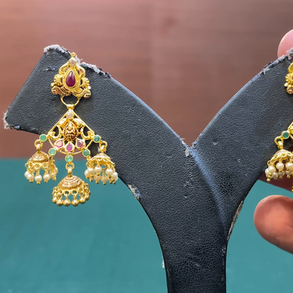 CMR 8.963gms EARRINGS 22K Yellow Gold