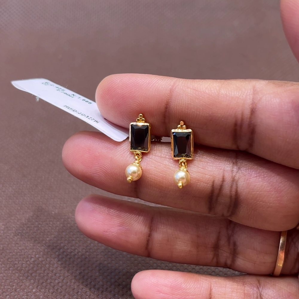 [make to order] 1.886gms EARRINGS 22K