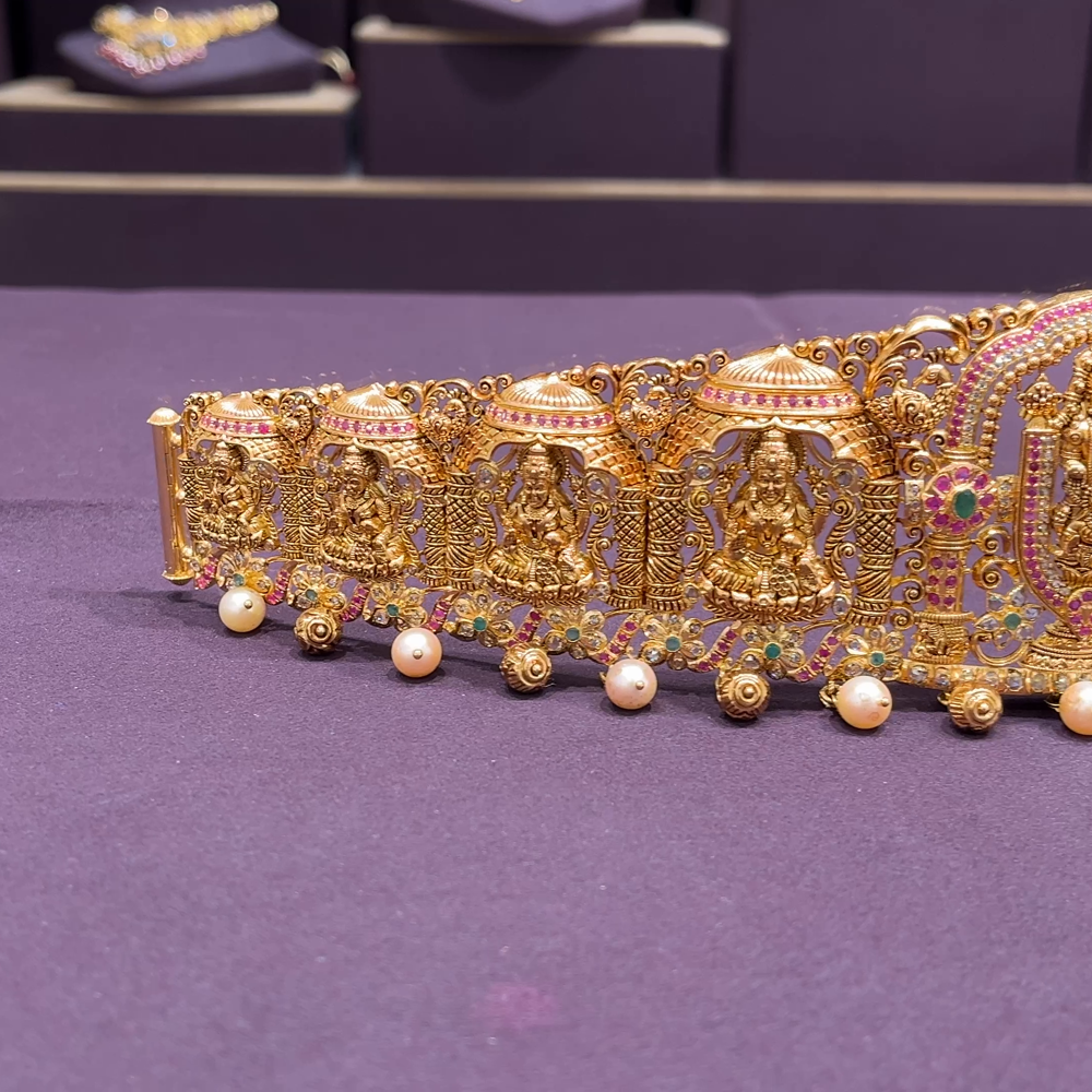 CMR 143.119gms VADDANAM 22K Nakshi