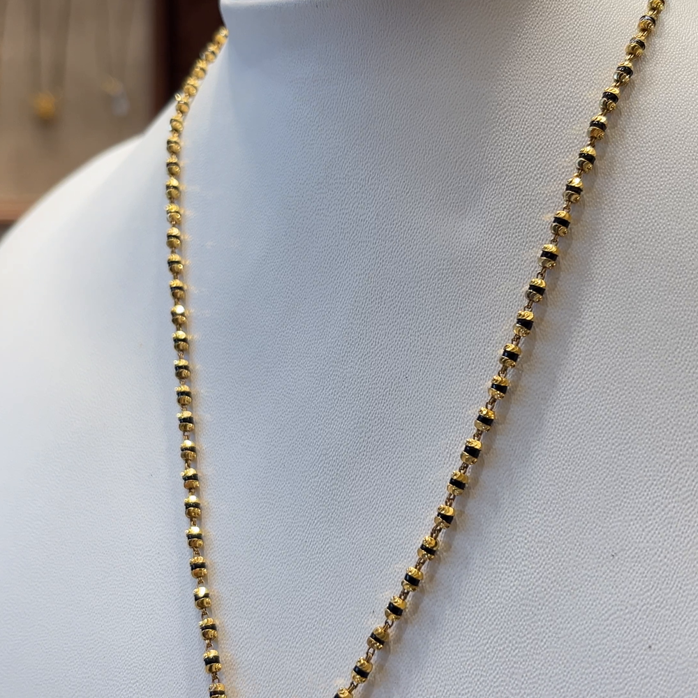 CMR 10.328gms SHORT BLACK BEADS 22K Nakshi