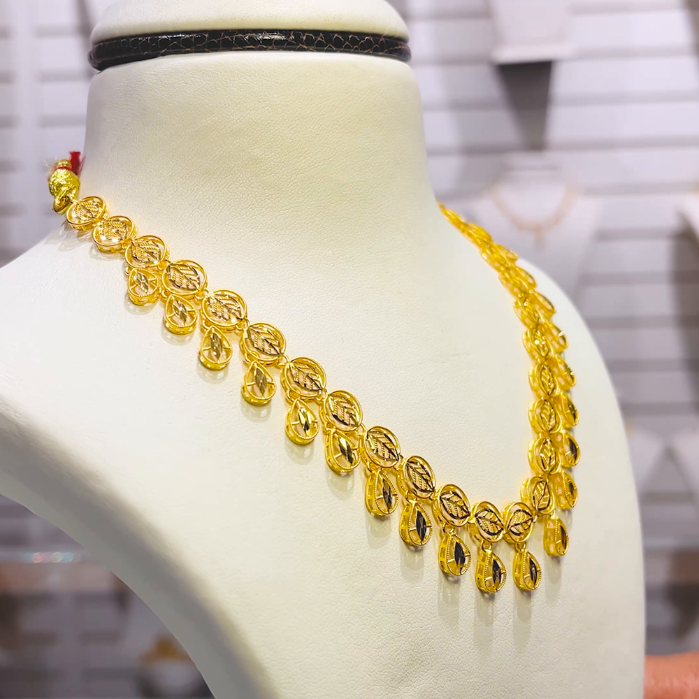 SOUTH INDIA 14.02gms NECKLACE 22K Yellow Gold