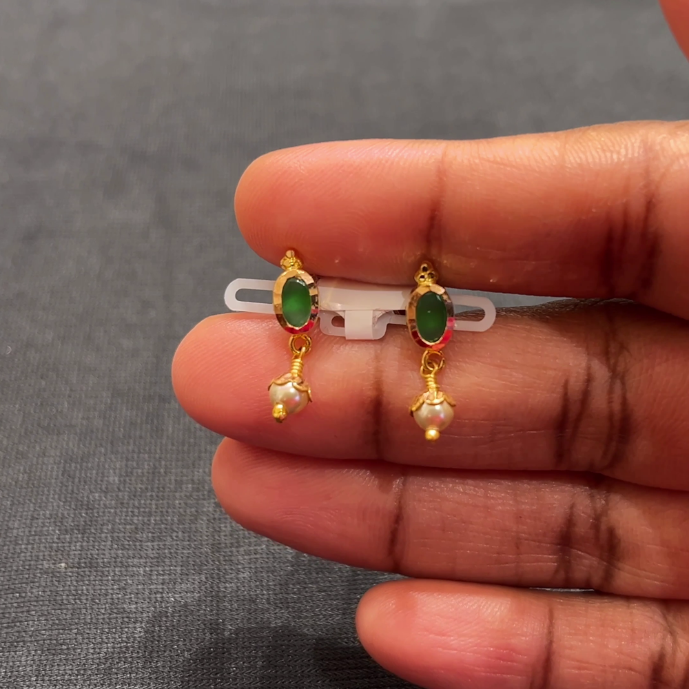 [make to order] 1.55gms EARRINGS 22K