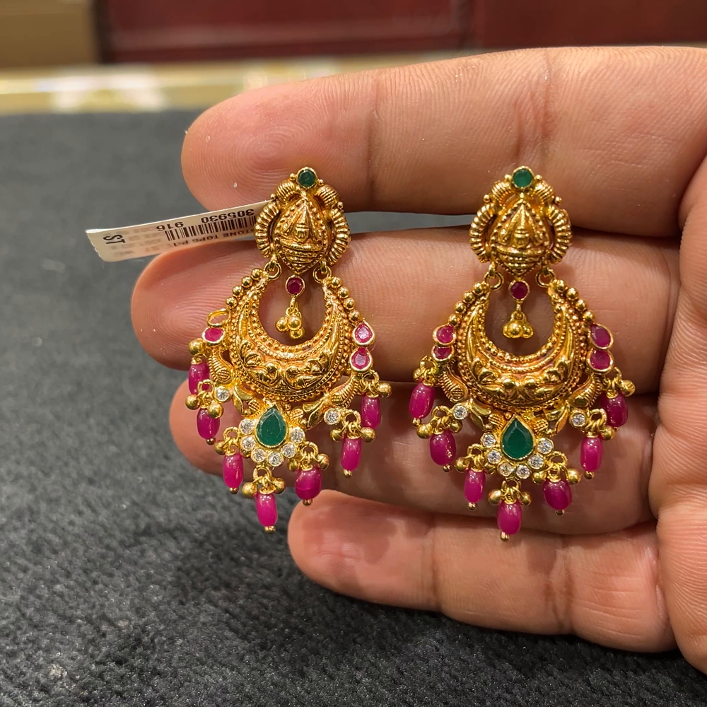 CHANDANA Brothers 10.29gms EARRINGS 22K Yellow Gold