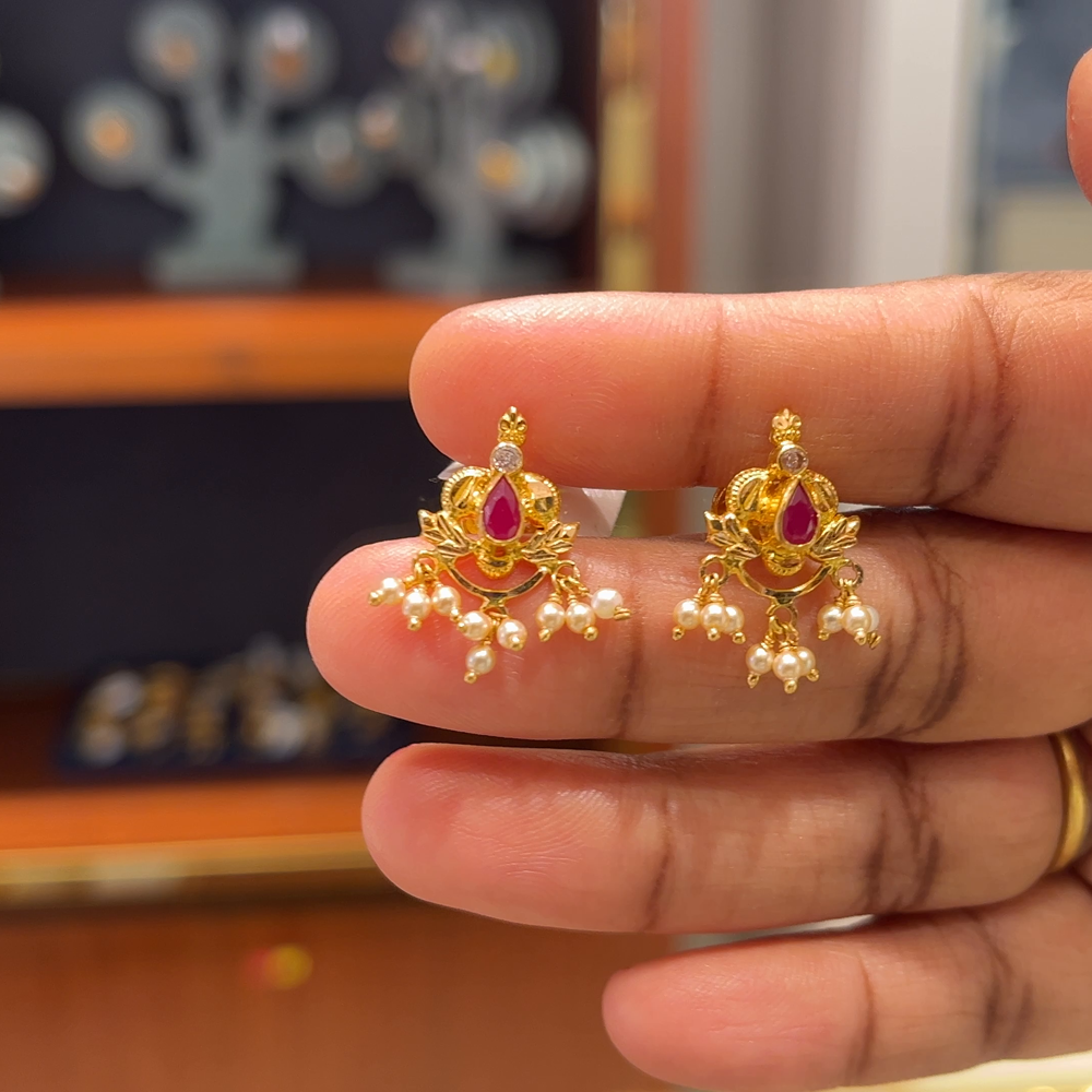 Anu Jewellers 2.28gms EARRINGS 22K Yellow Gold