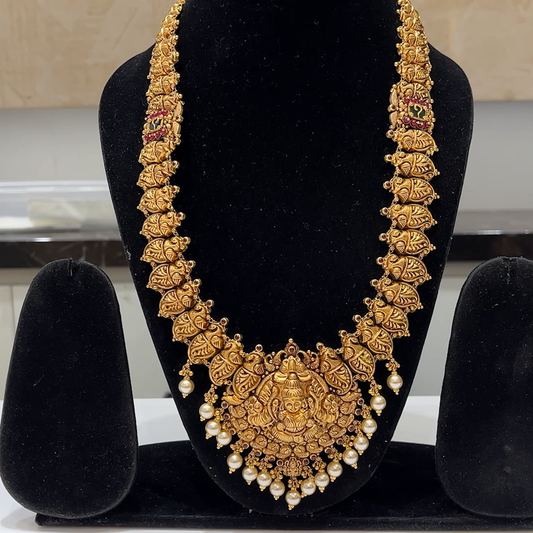 MUKUNDA JEWELLERS 67.274gms HARAMS 22K Yellow Gold