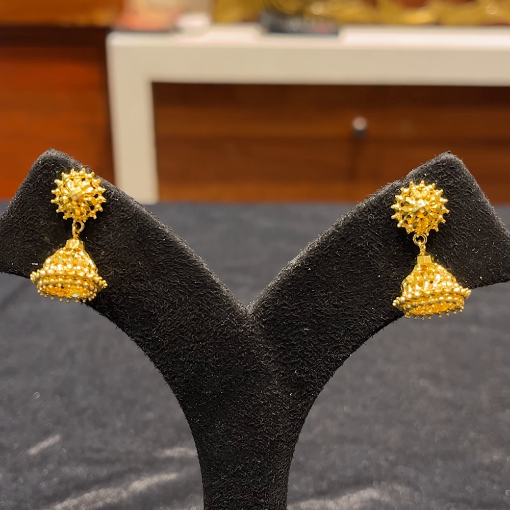 RS BROTHERS 4.267gms EARRINGS 22K Yellow Gold