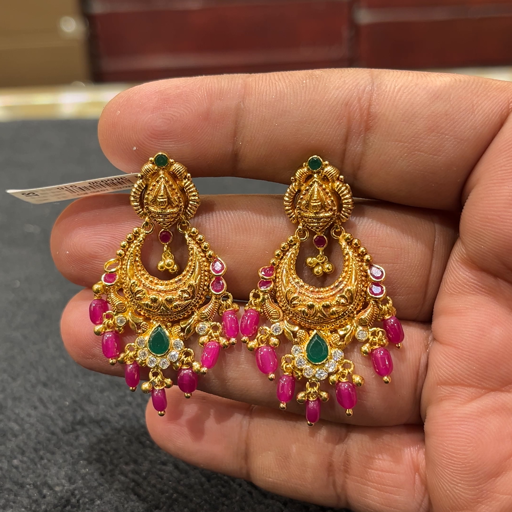 CHANDANA Brothers 10.29gms EARRINGS 22K Yellow Gold